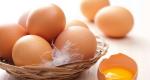 Chicken egg, how many eggs can you eat per day