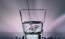 How to drink water correctly: advice from a gastroenterologist